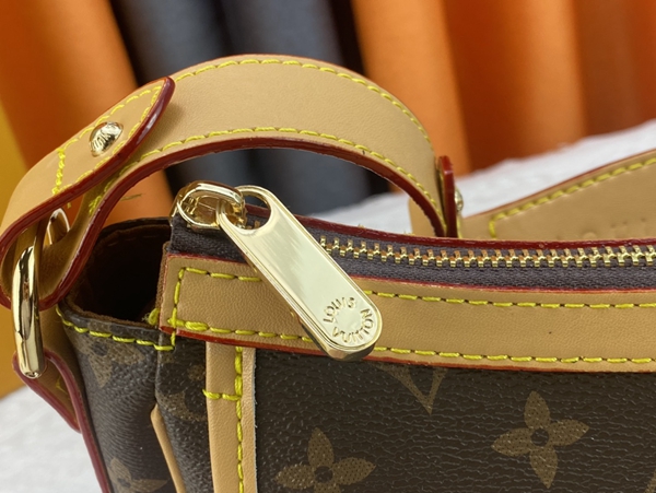 ルイヴィトンバッグ角部分ディテール